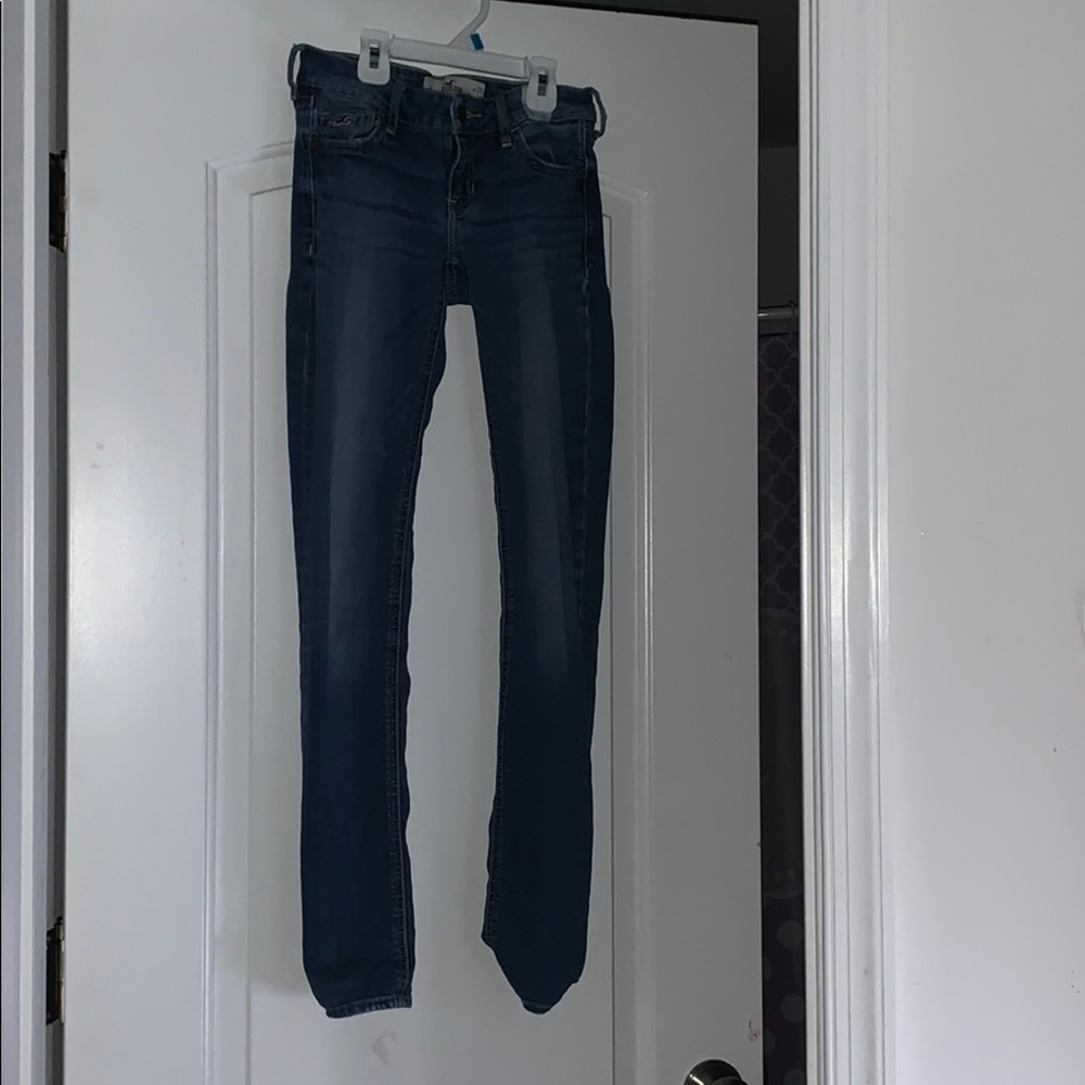 Cute hollister skinny jeans